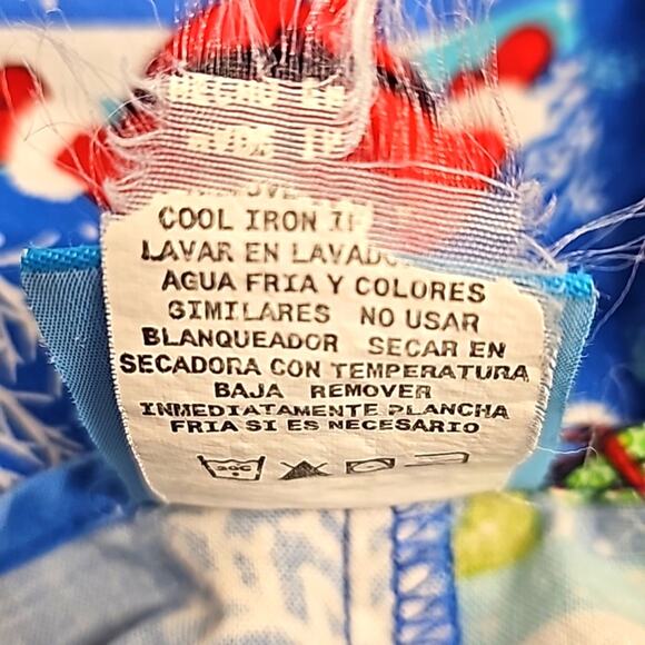 Scrub H.Q. Unisex Christmas V-Neck Short Sleeve Top Santa Elves Gifts Size L - Picture 11 of 11